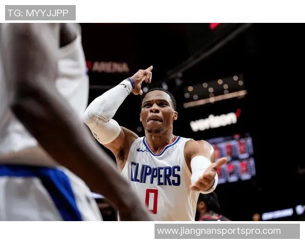 威少创造历史成就生涯第200次三双独占NBA纪录引发热议